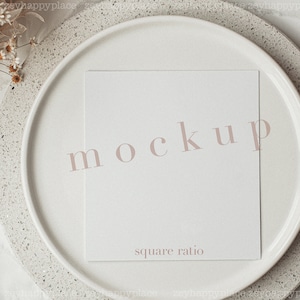 Vierkante kaart mockup, vierkante witte wenskaart mockup, minimalistische vierkante kaart mockup, moderne bruiloft briefpapier mockup, Boho neutrale kaart