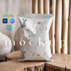 Mockup di sacchetto di patatine Mockup di involucro vuoto per sacchetto di patatine Mockup di bomboniera Mockup di modello modificabile per sacchetto di patatine Canva Mockup di pacchetto di patatine PSD Mockup di sacchetto di dolciumi