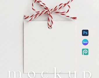 Mockup di etichetta quadrata con spago da fornaio Mockup di etichetta di ringraziamento quadrata natalizia Mockup di etichetta regalo minimalista Canva Etichetta per imballaggio PSD Trascina e rilascia