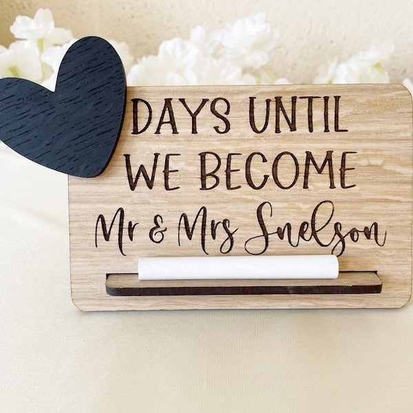 Personalised Wedding Countdown Sign, Engraved Chalk Sign, Engagement Gift, Gift for Couple Days Weeks Until Mr and Mrs, Mr & Mrs countdown