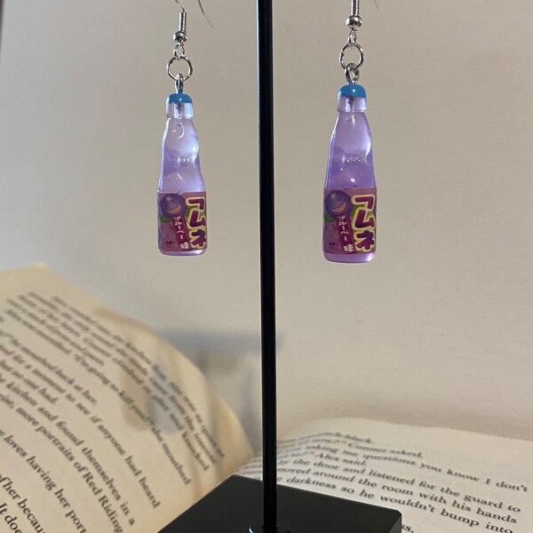Cream Soda Earrings main image 1