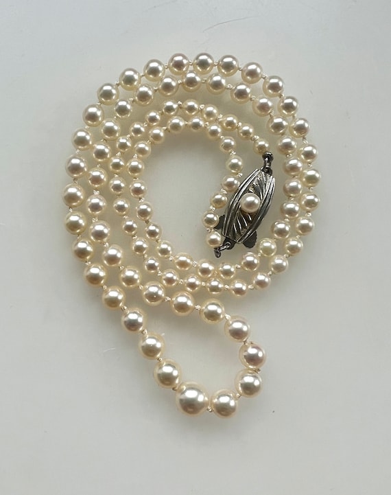 Rare Vintage Mikimoto Saltwater Akoya Pearl Gradua