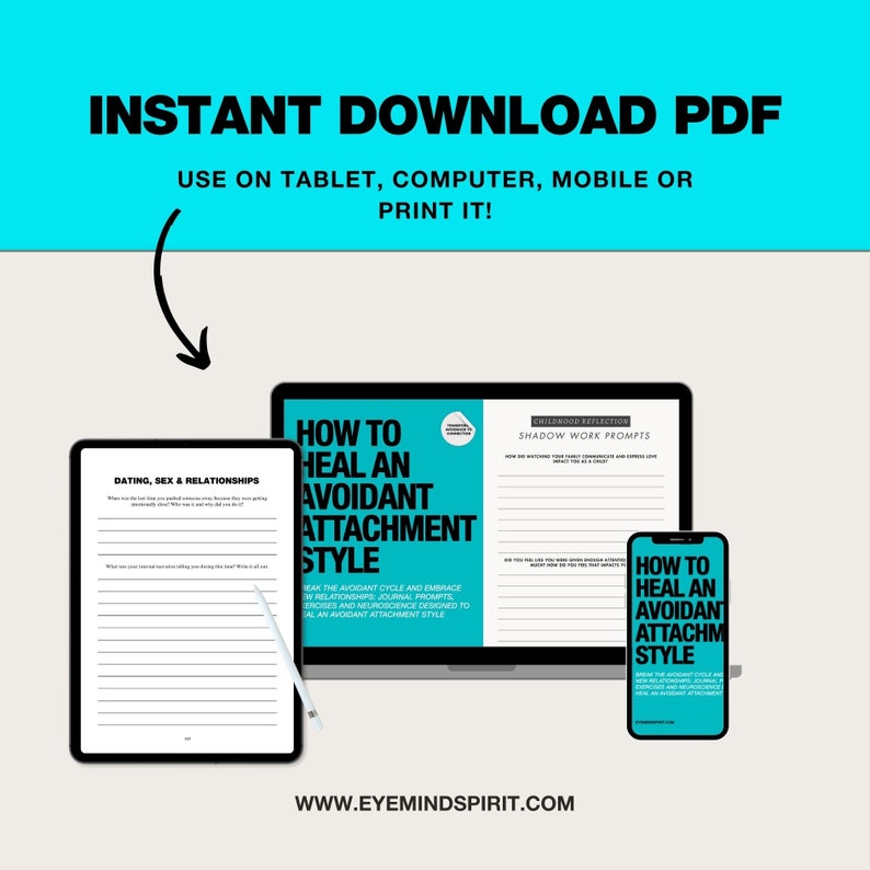 Pu&ograve; includere: Un download digitale di una guida PDF su come guarire uno stile di attaccamento evitante. La guida include prompt per il diario, esercizi e strategie basate sulle neuroscienze. L'immagine mostra un laptop, un tablet e un telefono che mostrano la copertina della guida.