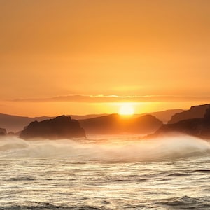 Stampa Fairhead Sunrise: Ballycastle, contea di Antrim, costa irlandese