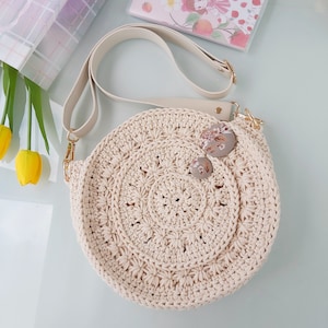 Carteras tejidas a crochet redondas sale