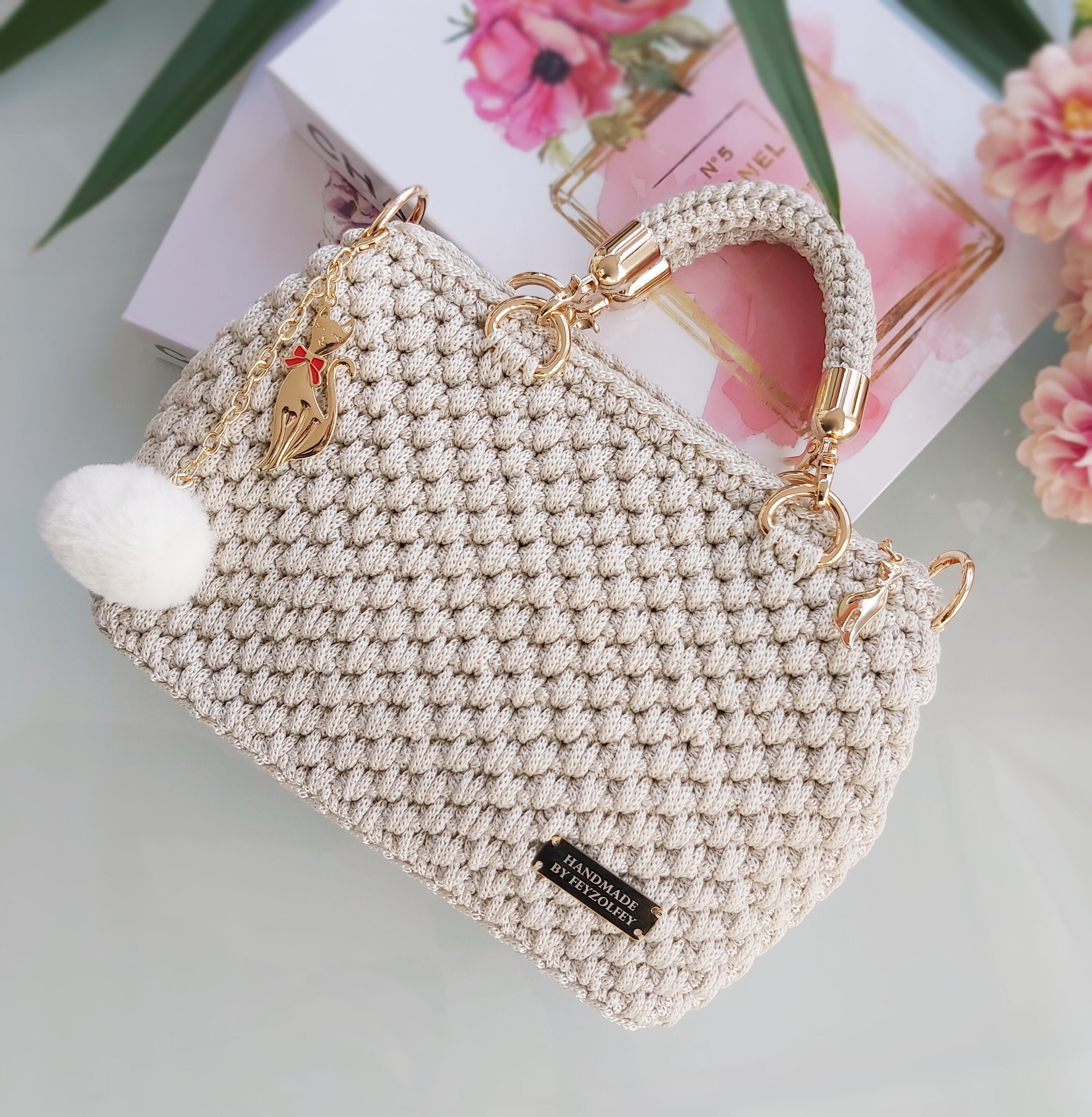 Pearl Handle Ladies Crossbody Bag Fashion Hand Beading Elegant Party Purse  Casual Cute Holiday Gift Shopping Party Dinner