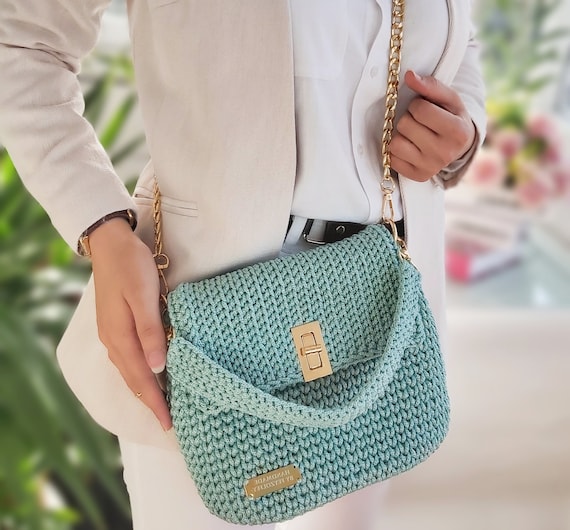 Medium ladies purse hotsell