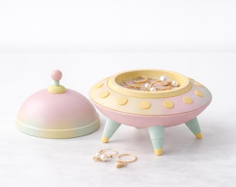UFO Trinket Dish -Alien Jewelry Box – Kawaii Space Decor – Gift for Her
