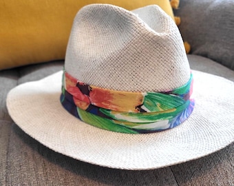 Sombrero de paja estilo fedora vintage Dorfman Pacific con banda floral, Panamá, para protegerse del sol en verano, talla pequeña.