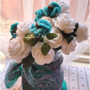 Hand Crocheted White Roses Turquoise Blue poppies Florets loose stems