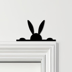Adorno para puerta con conejito asomando, varios colores, para la parte superior de la puerta. Letrero decorativo para puerta, decoración de pared novedosa, arte para marcos de puertas, arte decorativo para puertas.