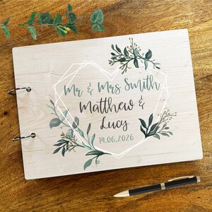 M. et Mme, jour du mariage, coeur, feuillage vert, message, livre d'or de mariage souvenir, livre d'or de mariage personnalisé, livre souvenir, livre d'or, souvenir
