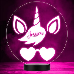 Coole eenhoorn met hart-zonnebril LED-nachtlampje met gepersonaliseerd cadeau