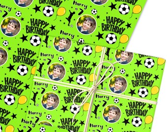 Personligt omslagspapper födelsedag grön fotboll fotopojkar anpassad presentinslagning | Ark eller rullar | Anpassat personligt omslagspapper