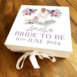Brown Hair Bride To Be Bridal Shower Hen Party Personalised Square Gift Box