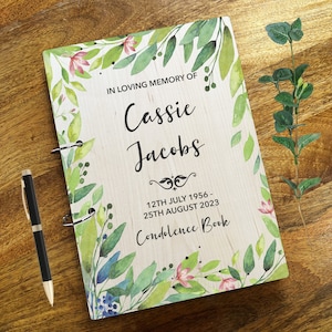 Feuilles de bois et fleurs, livre d'or | Livre de condoléances funéraires personnalisé | Livre de sympathie