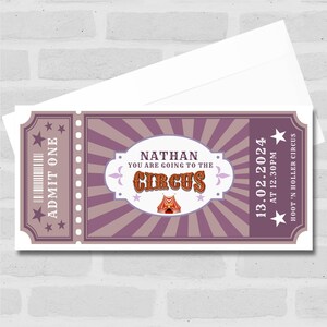 Vale regalo con entrada sorpresa personalizada para el circo con carpa morada y roja: cupón, revelación sorpresa, vale, entrada, tarjeta