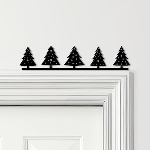 Adornos navideños para puerta con árboles de varios colores. Letrero decorativo para la parte superior de la puerta. Decoración de pared novedosa, arte para marcos de puertas y arte decorativo para puertas.