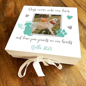 Empreintes de pattes de chien sur nos cœurs Photo Pet Loss Memorial Square Memory Keepsake Box