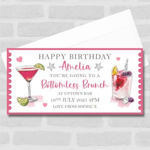 Vale regalo sorpresa personalizado de color rosa con regalo de brunch sin fondo: cupón, revelación sorpresa, vale, billete, tarjeta