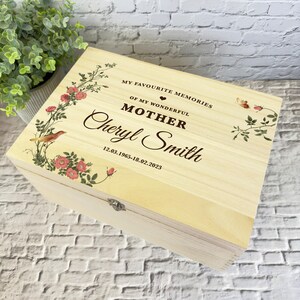 Wonderful Mother Memories Vintage Rose Memorial Caja de recuerdos de madera personalizada - Caja de almacenamiento de memoria - Cajas de memoria de madera conmemorativas