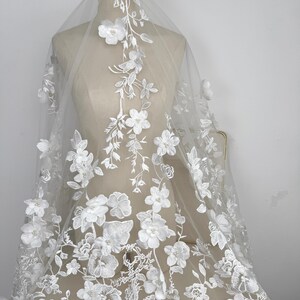 3D Blumen gestickter Spitzenstoff, Blumen gestickter Brautspitzenstoff mit Perlen, 1 Yard Blumen-Spitzenstoff, Hochzeitskleid-Gewebe,