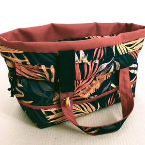 Projetos de tricô Bolsa Bolsa para projeto de crochê Bolsa para tricô Bolsa de viagem para tricô Bolsa para fios Bolsa para crochê. Folhas tropicais pretas.