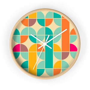 Retro Vibe Wall Clock: Mid-Century Modern Design Clock