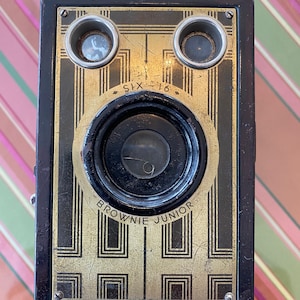 1930s Kodak Brownie Junior 16 Camera-Vintage Kodak Camera-Deco Camera-Vintage Box Camera-Display Camera-Old Camera-Art Deco Camera