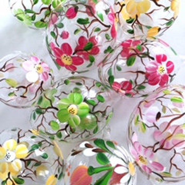 Osterdekoration Frühling Sommer Glaskunst Glas Eier Kugeln Glasmalerei Kirschblüte 12 Stück sortiert mit Öse schmückend für Zweige Geschenke