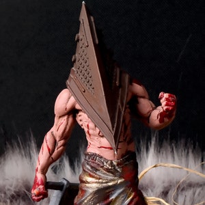20&#39;&#39; Pyramid Head Figure,A Great Silent Hill Figure ,Horror Figure, Gift For Gamer