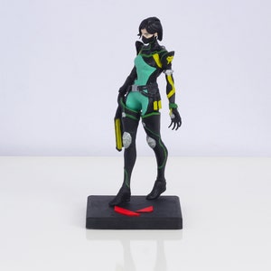 Handmade Valorant Viper Statue: 10&#39;&#39; PLA Game Figure
