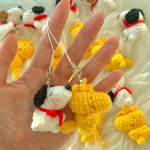 Handmade Snoopy Crochet Keychain, Snoopy Keychain, Cute Present, Gift for Her, Snoopy Accessories, Birthday Present