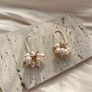 Cluster pearl drop earrings, Freshwater pearl earrings, 14k gold plated dangle earrings, Bridal wedding earrings, Gift for her