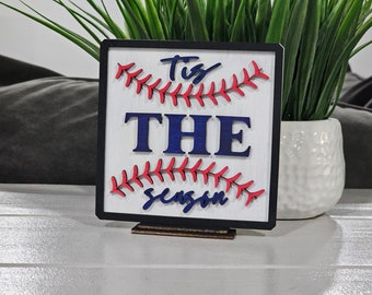 Themed "Tis the Season" Baseball & Softball Table Sign