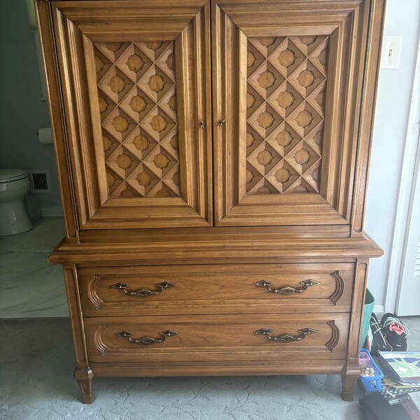 Vintage 1964 Pecan Maple Dresser by Thomasville