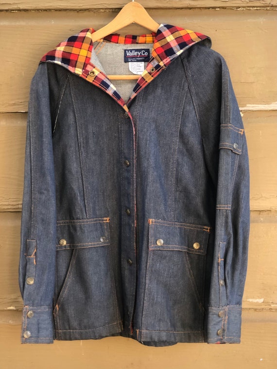 90s Hooded Vintage Denim Chore Jacket with Flanne… - image 1