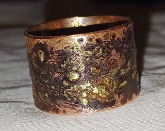Black gold ring mens, Gold band ring wide, Wide band ring, Engraved names rings, Patina ring, Brass and copper ring, Proposal gift for him