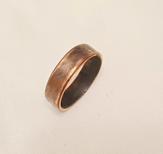 Minimalistic ring, Brown ring men, Bold rings, Hammered copper band ring, Copper wedding band women, Bold rings for women, Promise ring
