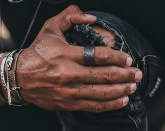 Anello regolabile in argento tedesco ossidato - Fascia larga nera opaca