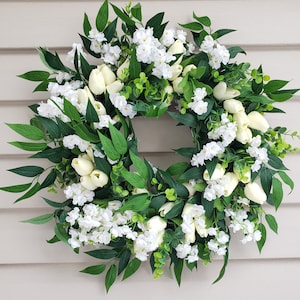 Ivory White Tulip and Flowers Front Door Wreath; White Floral Spring and Summer Wreath; Neutral White Housewarming Gift Wreath
