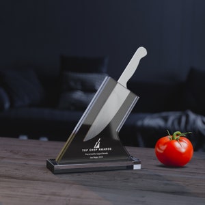 Custom Culinary Recognition Award for Distinguished Chefs and Restaurants