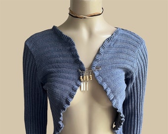Blue knitted bolero vest cardigan top with broche closure y2k / boho y2k 2000sfashion quirky top coolgirl whicked aesthetic / EU S M US 6 8