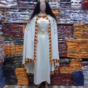Complete Amazigh Berber Women&#39;s Dress – Kaftan, Headscarf, Necklace, Belt & Moroccan Slippers