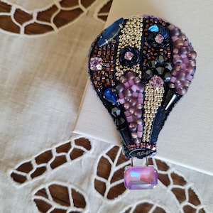 Hot Air Balloon Brooch, Balloon Brooch, Vintage Hot Air Balloon Brooch, Embroidered Balloon Brooch, Handmade Brooch Pin, Beaded Brooch