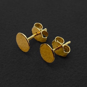 18k Gold Flat Stud Earring , 18k Real Gold Earring , For her ,Birthday Gift , For Mom , Real Gold Stud earring ,Everyday Earring