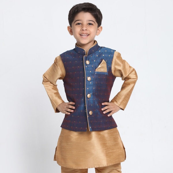 Les garçons indiens portent ethniquement un Kurta solide avec Churidar avec une veste Nehru | Ensemble Kurta pour garçons | Vêtements pour enfants | Robe pour enfants indiens | Pyjama Kurta pour enfants | Robe pour enfants