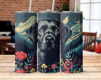 山の背景が描かれた黒のラブラドールレトリバーのタンブラー、犬好きの方へギフト、犬のタンブラー、犬のお父さんへのペットギフト、肖像画の犬のアートタンブラーギフト