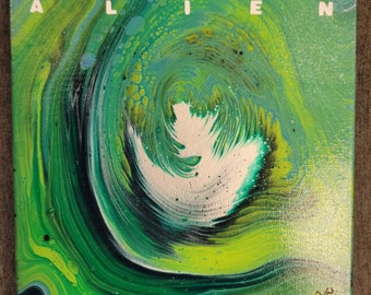 Handgjuten flytande konstmålning: "Alien"