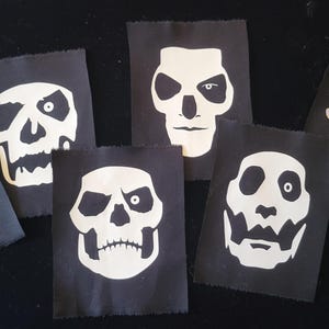 Papa Emeritus 0-5 set of patches
